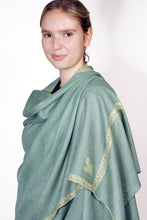 Load image into Gallery viewer, Pashmina Embroidered Scarf - green