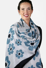 Load image into Gallery viewer, Merino Wool Scarf - Sixties Daisy WCSD
