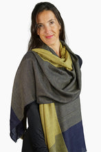Load image into Gallery viewer, Merino Wool Woven Scarf Semi Block WWSB-M